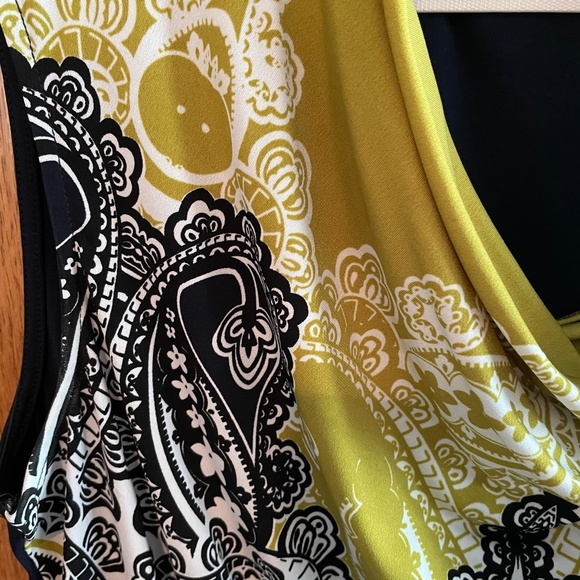 The Limited Navy Cowl Neck Tank top Large - Picture 3 of 6